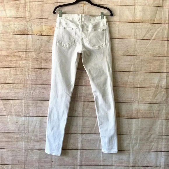 Old Navy Rockstar Slim Ankle Jeans Women’s Size 6 White Distressed Pants Stretch - Picture 9 of 12